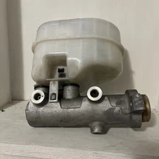 17–22 Ford F250SD Brake Booster & Master Cylinder Assembly OEM Tested