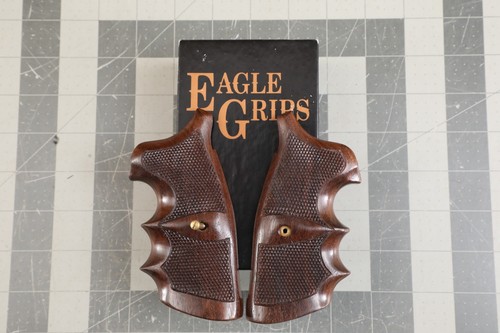 Hogue Fancy Hardwood Grips S&W N-Frame Square Butt Hogue Fancy Hardwood Grips S&W N-Frame Square Butt