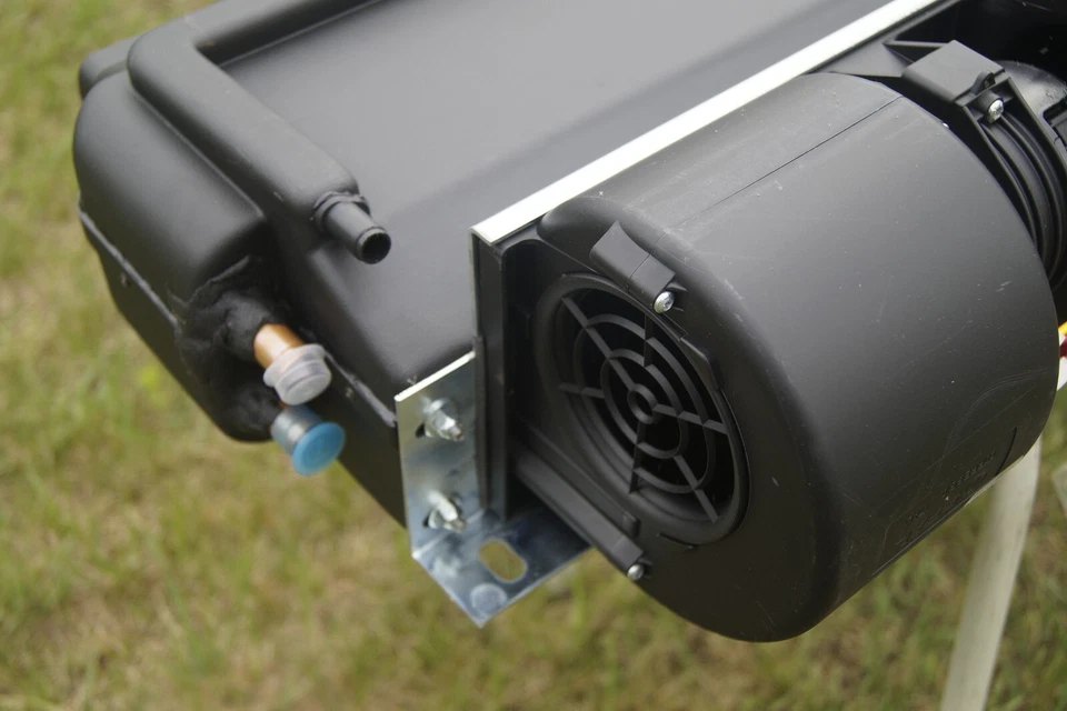 Universal Verdampfer Klimaanlage "KIEV" (HVAC) Heizen ,Lüften,Kühlen 12 V - Bild 4 von 4