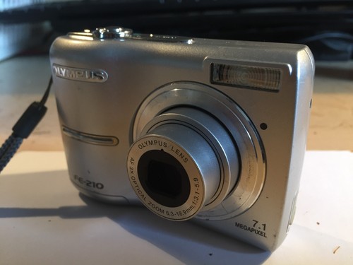$Reduced$ Digital Cameras - Various Makes & Condition $Reduced$ - Picture 29 of 57
