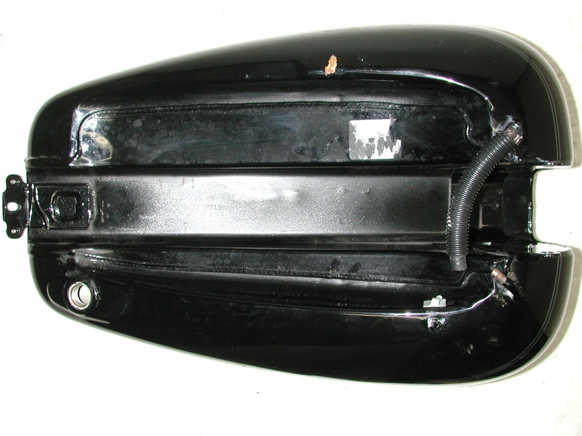 A*H様 00s Harley-Davidson Thunderbolt タンク HARLEY DAVIDSON Softail Deuce 2000-2007 FXSTD OEM 62082-00