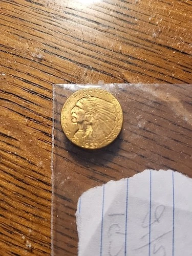 1927 2.5 Dollar Gold-Colored Liberty Coin, United States of America, Indian Head