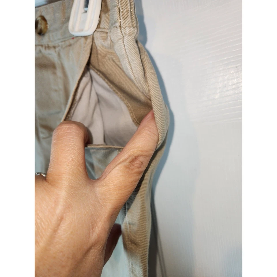 Lote de 2 pantalones y pana caqui tostados para niñas talla 3T Okie Dokie Foto 4 de 4