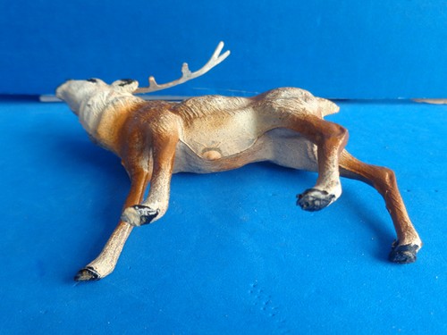 VINTAGE LARGER METAL REINDEER STAG FIGURE FOR PUTZ OR XMAS DISPLAY - Picture 8 of 8
