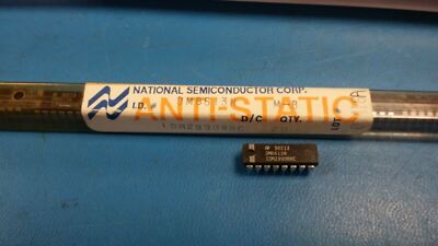 (2 PCS) DM8613N, IDM29908NC D Flip-Flop 4-Func Positive Edge Triggered TTL PDIP