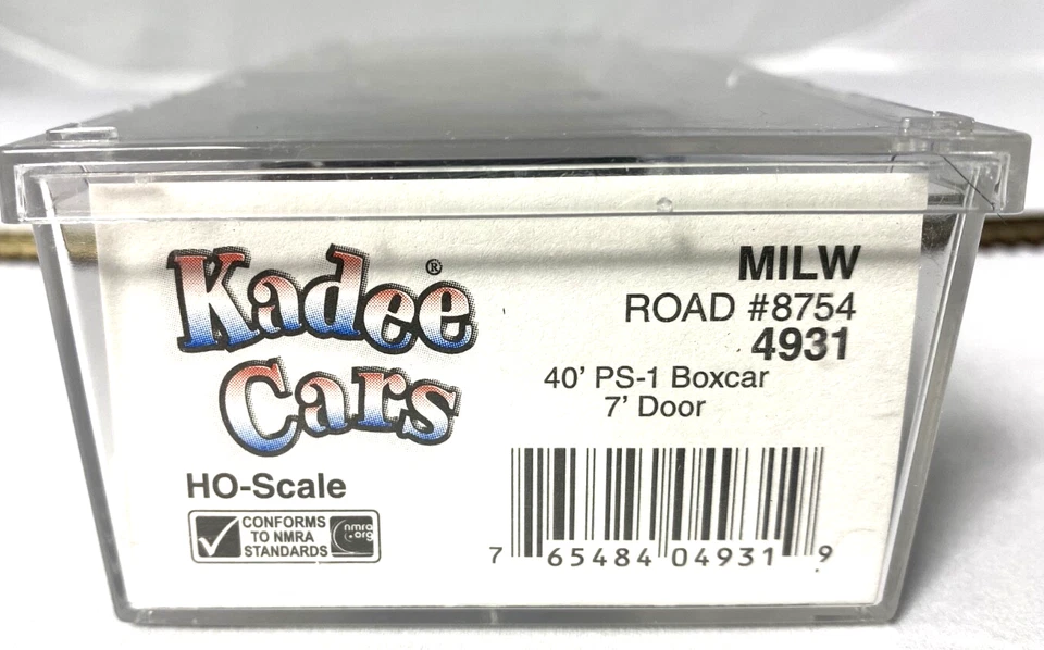 Kadee Cars HO Scale#4931 40'PS-1 Boxcar 7'Door Milwaukee Rd #8754 Sealed in box - Image 3 of 4