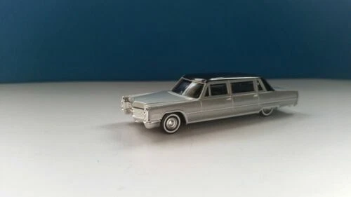 Cadillac Auto-und Verkehrsmodelle im Maßstab 1:87 & -Teile & -Zubehör