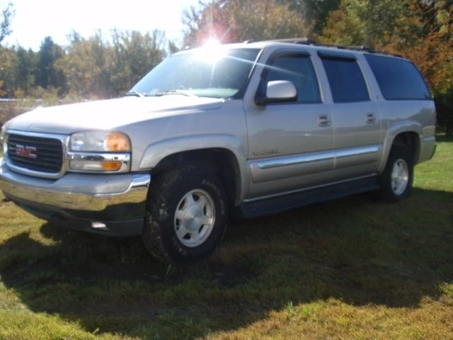 Amortiguadores traseros KYB MONOMAX 2 MAX SIERRA YUKON XL1500 SUBURBAN 1500 Foto 3 de 3