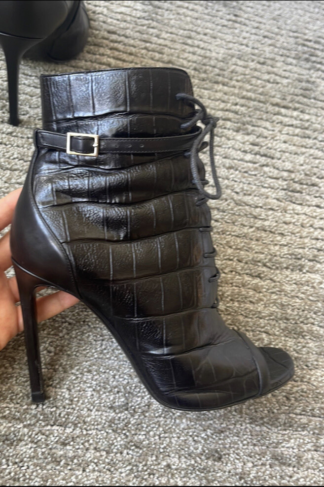 Stivaletti donna Saint Laurent in pelle nera punta aperta 36 1 2 Made in Italy