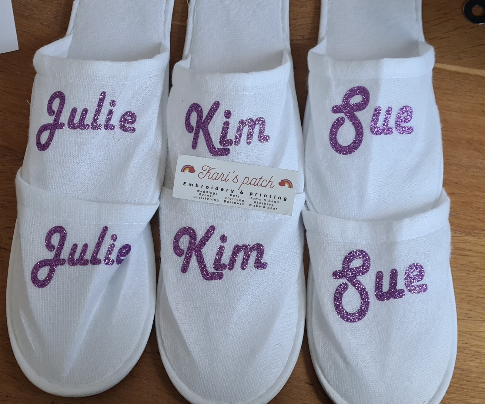 PANTOFOLA D’ORO Nome messaggio personalizzato qualsiasi colore?pantofole spa monouso festa compleanno