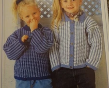 Stylecraft Knitting Pattern 4439 Cardigan & Sweater DK 20-30"