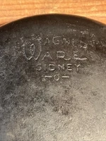 Wagner Ware Sidney-0- Size 3 Cast Iron Skillet 1053 S -Double pours on Sides