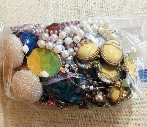 Vintage and Modern Damaged Or Broken Costume Jewelry Mystery Craft Lot 1 Pound