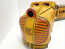Vintage Union Pacific Railroad Stream Line Marx tin Toy Train Set Wind Up M1000