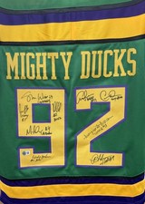 The Mighty Ducks Cast Signed Green Hockey Sweater Jersey 9 Sigs Beckett Witness