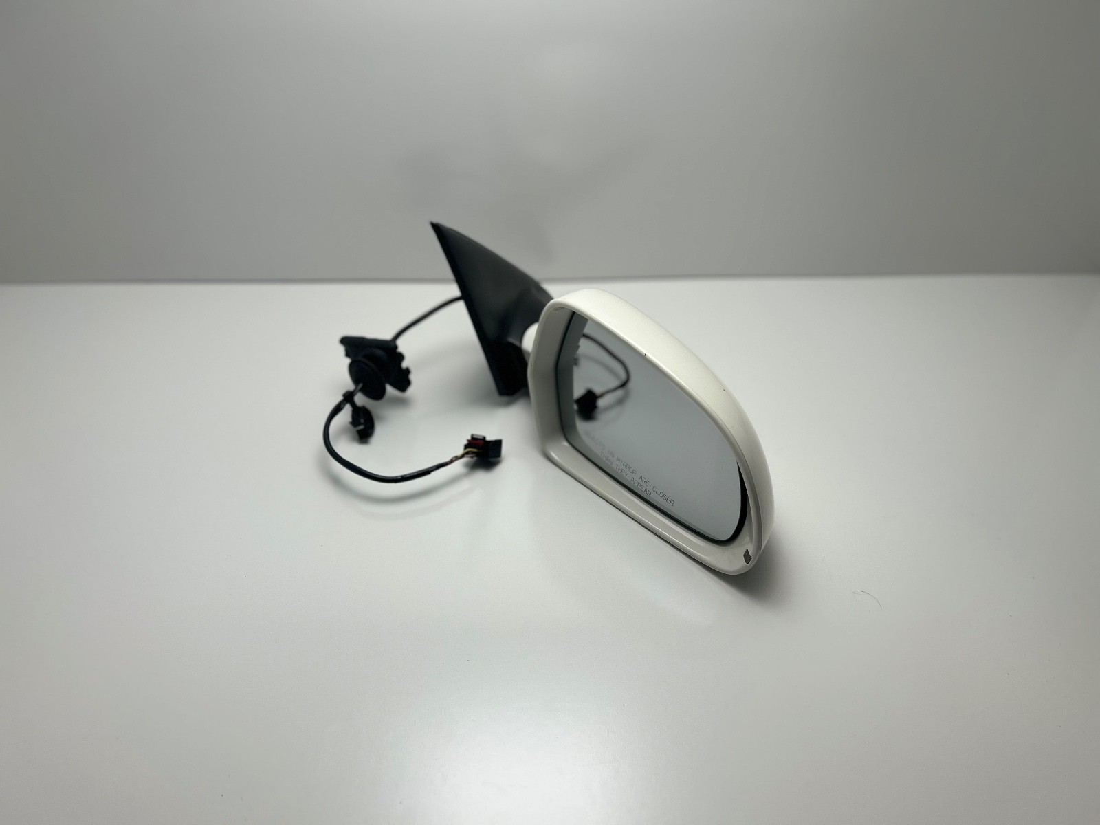 🔥 2015-2018 Audi Q3 Used Right Passenger Side View Mirror Assembly OEM WHT PM