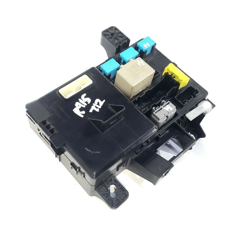 2008 Toyota Tacoma OEM TMB-37 Fuse Box  - Image 3 of 4