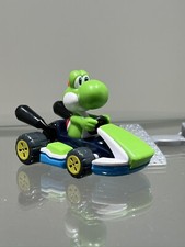 Yoshi Mario Kart Uovo Di Pasqua Kinder Maxi Sorpresa Gioco Action Figure Nuova