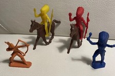 Plastic 4 Indians and 2 Horses Toys Different Sizes, Color, Vintage