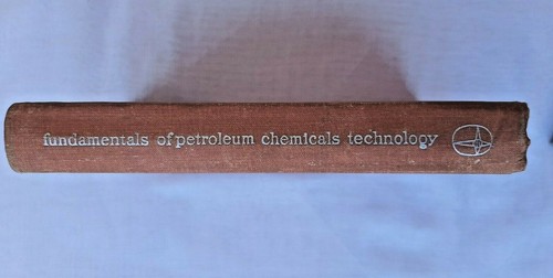Fundamentals of Petroleum Chemicals Technology by P. Belov, Mir Publishers, 1970 - Picture 10 of 12