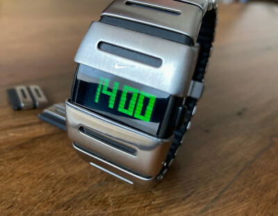 時計 00s Nike Blade Digital Watch WC0037 y2k 00s Nike Blade Digital Watch WC0037 y2k 【公式通販】