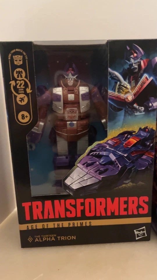 Transformers Generations Age of the Primes Voyager Alpha Trion and Vector Prime - Image 2 of 4
