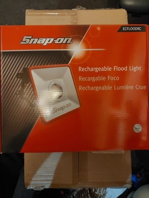SNAP ON Heavy Duty Rechargeable Floodlight ECFLOODRC W/ Power Cord Great Working