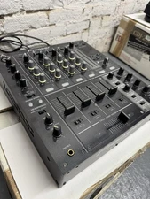 Pioneer DJM-700 Professional 4-Channel DJ Mixer