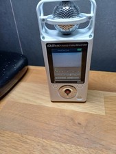 Zoom Q2HD Handy Video Recorder Camcorder – Tested & Working – No SD Card