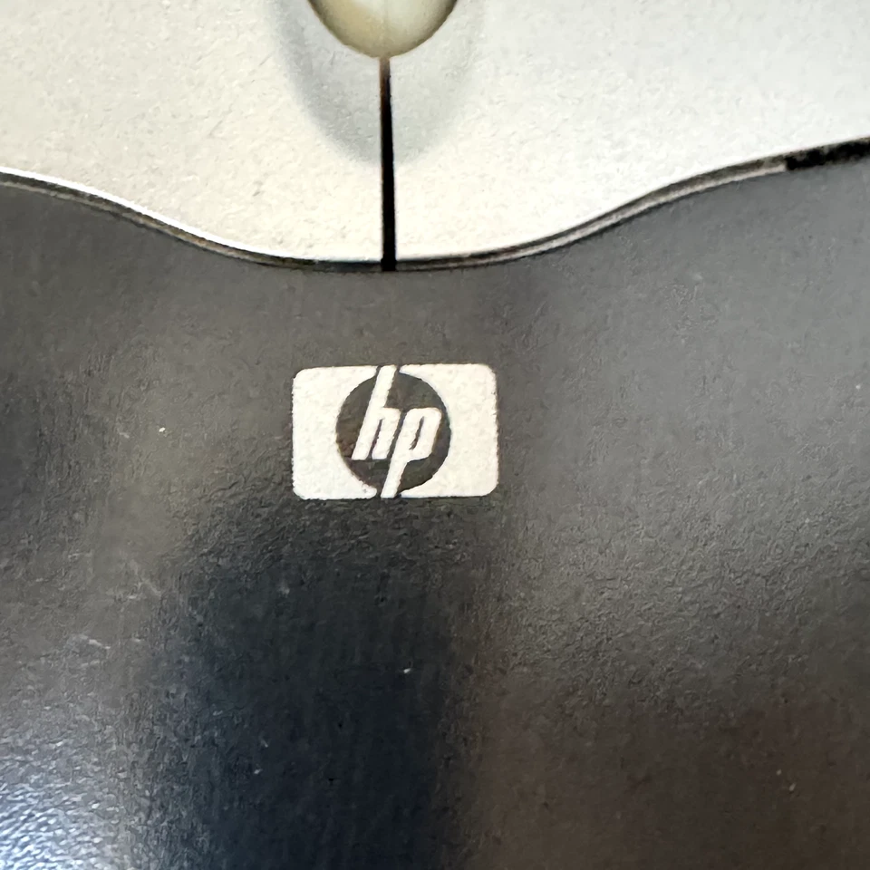 HP M-SBF96 Optical Scroll Wheel Wired PS/2 Mouse 3 Button Black & Silver Vintage - Image 3 of 4