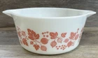 New ListingVINTAGE PINK ON WHITE CINDERELLA GOOSEBERRY PYREX 474-B 1 1/2 QT ROUND CASSEROLE