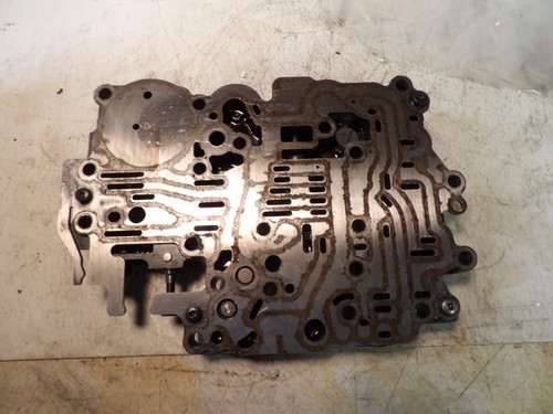 Chevrolet Corvair Powerglide 1966 carrocería de válvula de transmisión - Imagen 2 de 7