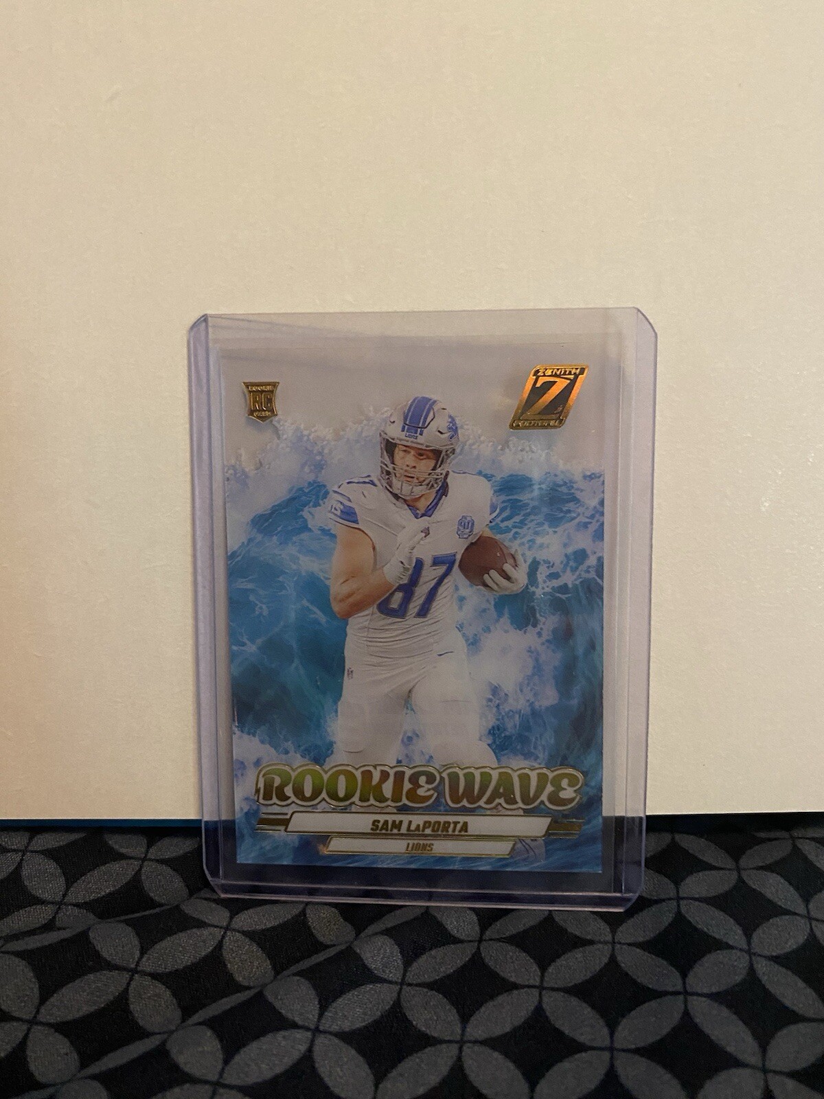 2023 Panini Zenith Football Sam LaPorta Rookie Wave SP Insert #35 - Lions RC