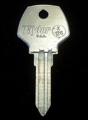 X126 HARLEY DAVIDSON AMF Ignition KEY Blank '70-85 Electra Wide