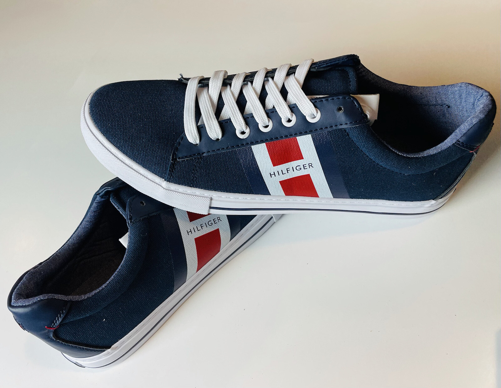 tommy shoes