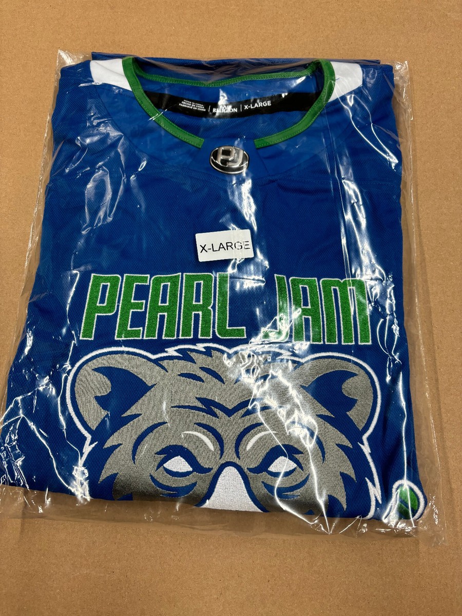 Pearl Jam Vancouver, BC 05/04&06/24 Hockey Jersey Size XL Not Hat
