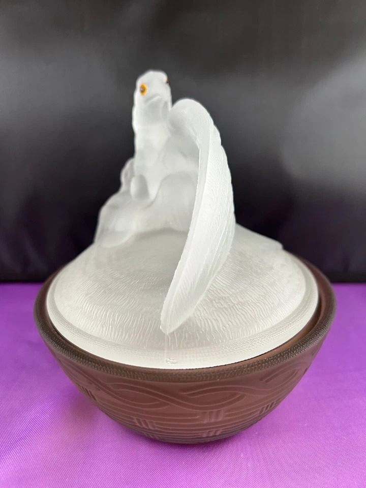 DE COLECCIÓN WESTMORELAND CRISTAL NIEBLA MADRE ÁGUILA EN NIDO CON BASE DE NIEBLA MARRÓN Foto 3 de 4