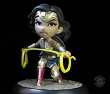 QUANTUM MECHANIX DC JUSTICE LEAGUE MOVIE WONDER WOMAN WITH LASSO Q-FIG FIGURE