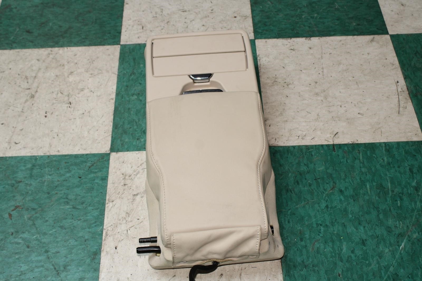 14-17 Ghibli Cream 2nd Row Rear Seat Armrest Storage Bin Factory OEM OE Trim Lid
