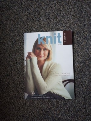 Knit: Stay in and Knit : 35 Feel Good Knits to Cherish Forever by Jo Sharp 2016