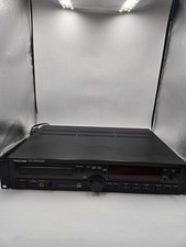 TASCAM CD-RW700 Professional CD Rewritable Recorder Player. No Remote