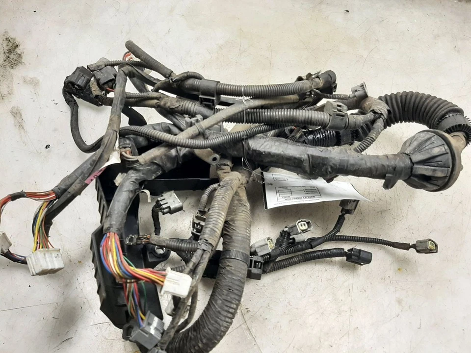 2006 TOYOTA PRIUS CHICOTE DE FIOS DO MOTOR 82121-47080 - Imagem 2 de 4