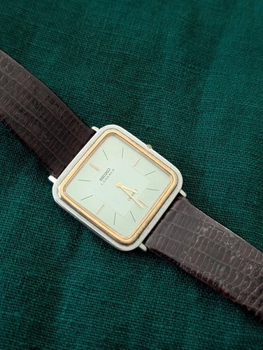 Vintage 1980's Seiko "Lassale" Ultra Thin Quartz Watch Gold Square Lizard Strap