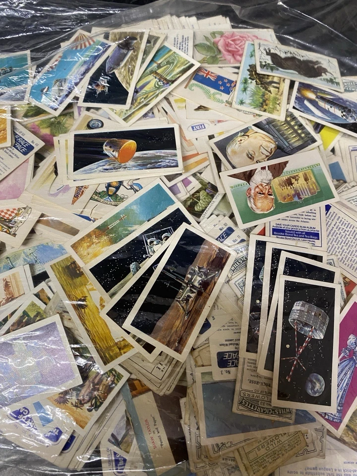 Approx 600 vintage tea cards Bundle Job Lot - Image 2 of 4