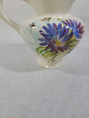 Handbemalter Porzellankrug Vintage signiert vom Künstler 1984 6 Zoll Hoch 9 Zoll breit - Bild 3 von 17