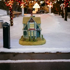 Liberty Falls AH103 Bergman’s Clock Shop Miniature 1996 Village House Christmas