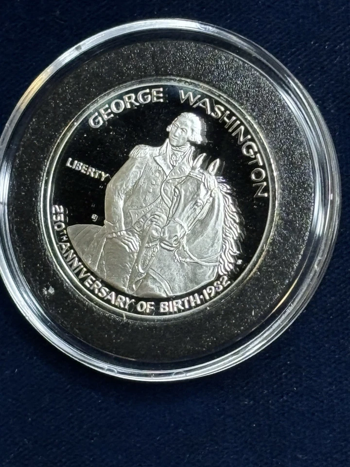 1982 S & D Silver Proof & BU Washington Commem Half Dollar in Capsules Gorgeous - Image 2 of 4