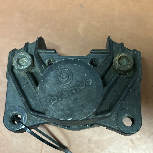 BMW K 75 BREMSSATTEL HINTEN NUR TEILE BESCHREIBUNG LESEN