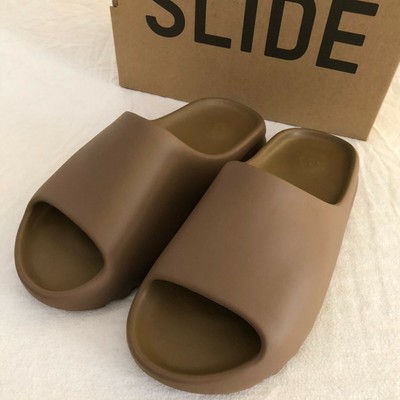 pantofole yeezy