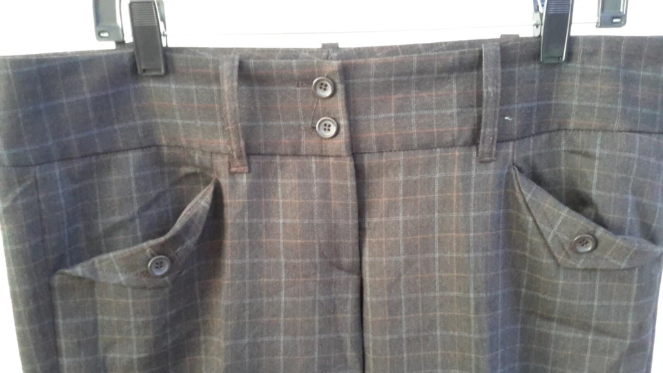 Bermudas de vestir French Connection para mujer talla 10 60 % lana marrón cuadros Foto 2 de 4